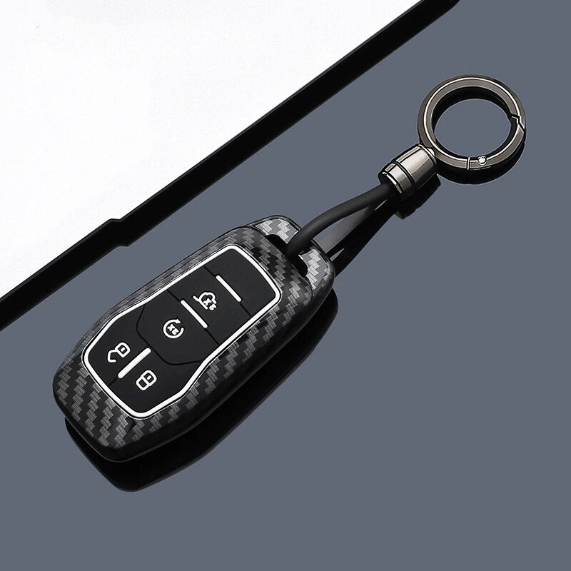 Silikonska futrola u izgledu karbona za automobilske ključeve Ford (tip F7) | Carocase Premium Premium futrola za ključeve - Detaljan prikaz 3